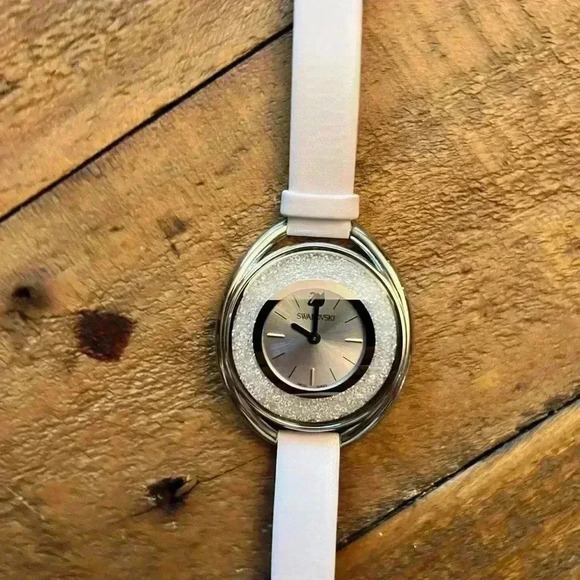 Swarovski Watch … New - Picture 2 of 8